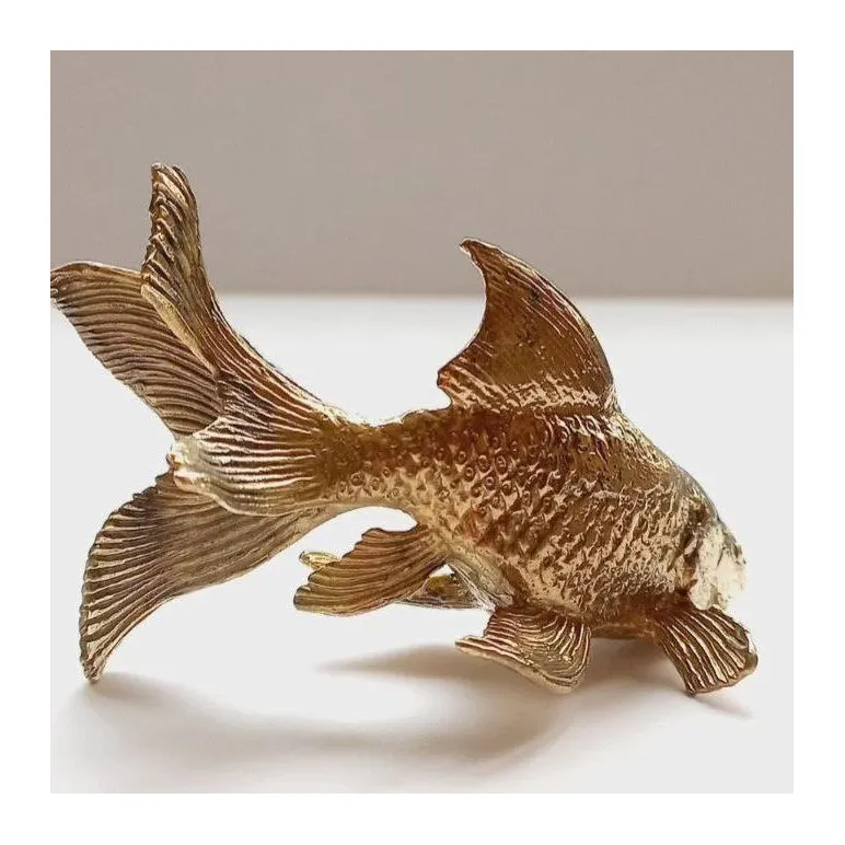 Бронзовая статуэтка золотая рыбка.