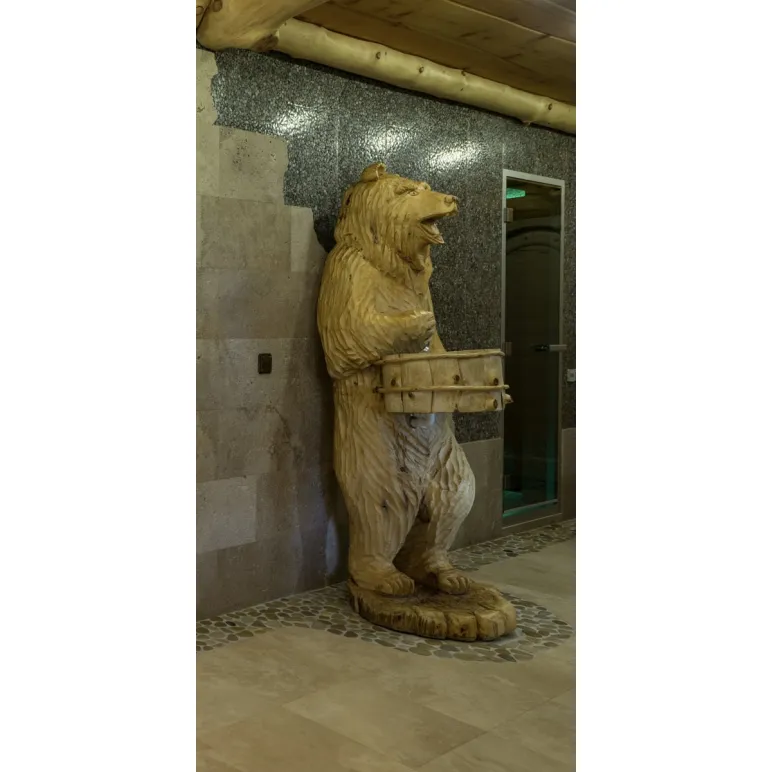 Ледогенератор в форме медведя