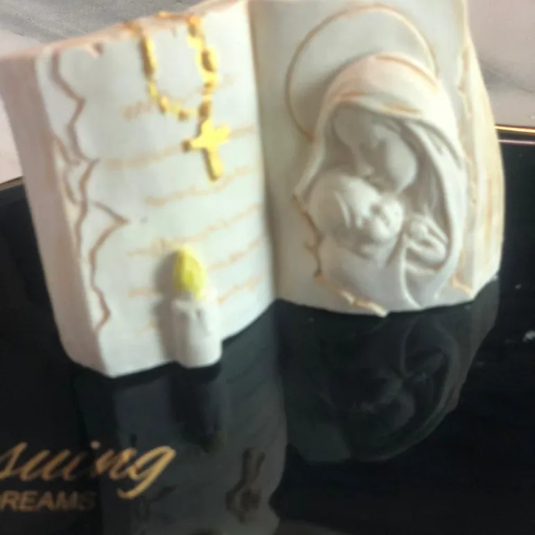 Настольный сувенир Библия