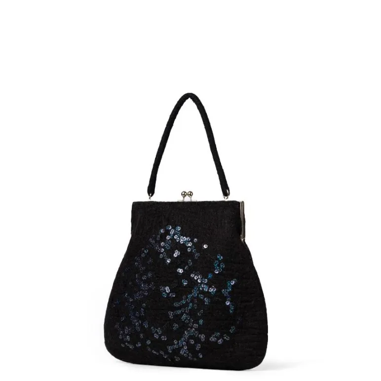 Сумка черная с пайетками в технике валяние из овечьей шерсти. Высота сумки 33 см, длина 32 см