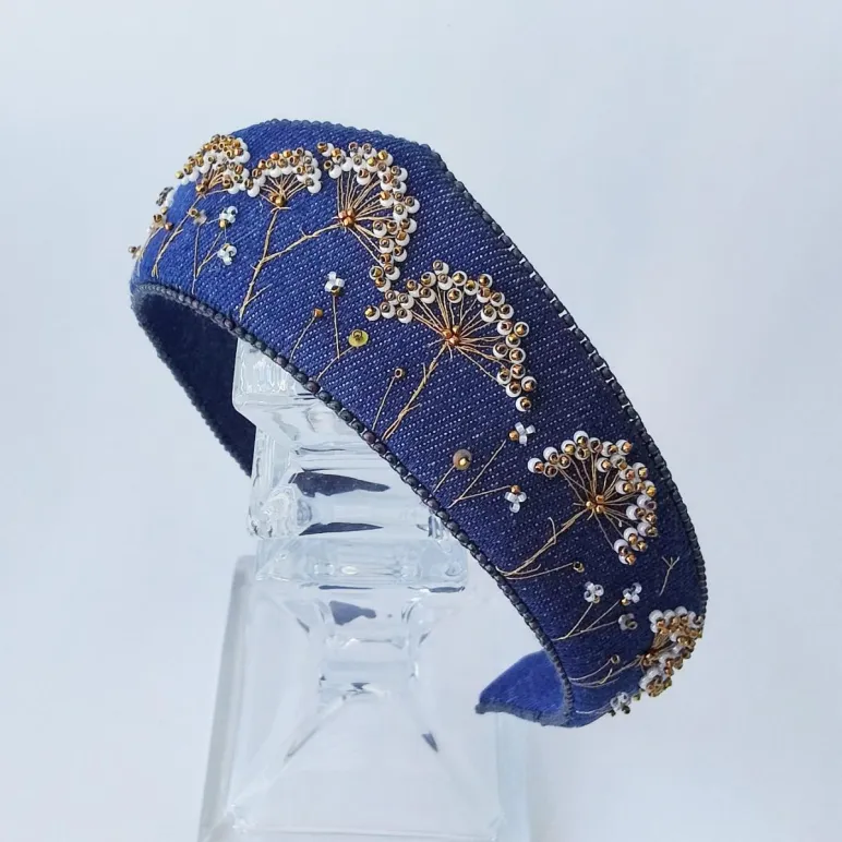 Ободок-кокошник джинсовый с вышивкой бисером, ручная работа, универсальный размер Родные просторы