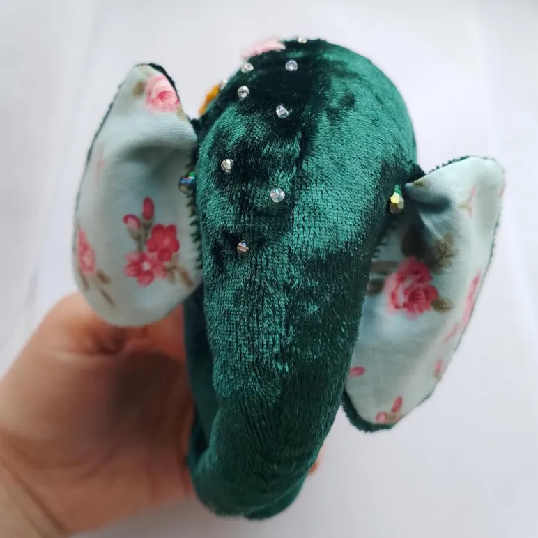 Слон интерьерный