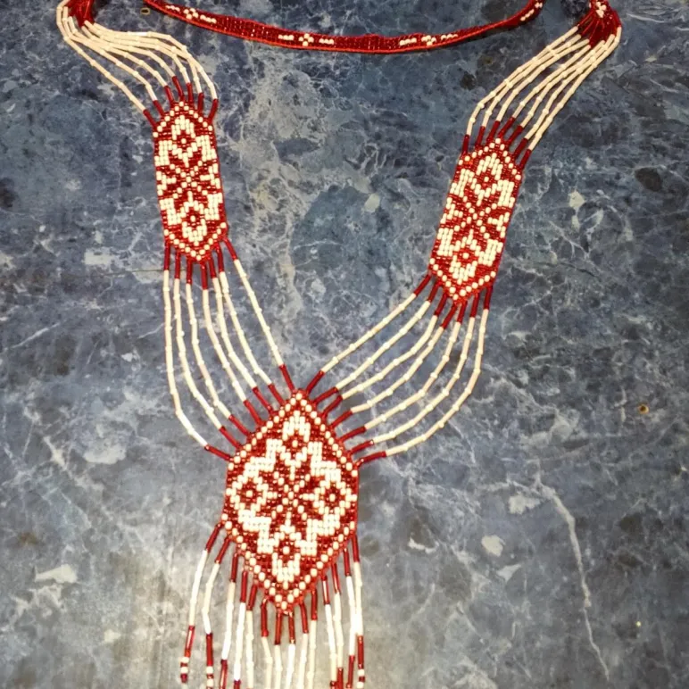 ОЖЕРЕЛЬЕ ИЗ БИСЕРА В СЛАВЯНСКОМ СТИЛЕ Ожерелье из бисера в славянском стиле