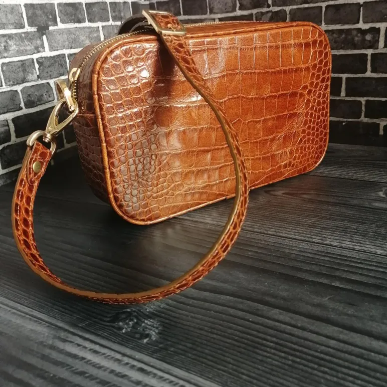 Сумка женская ручной работы из натуральной кожи