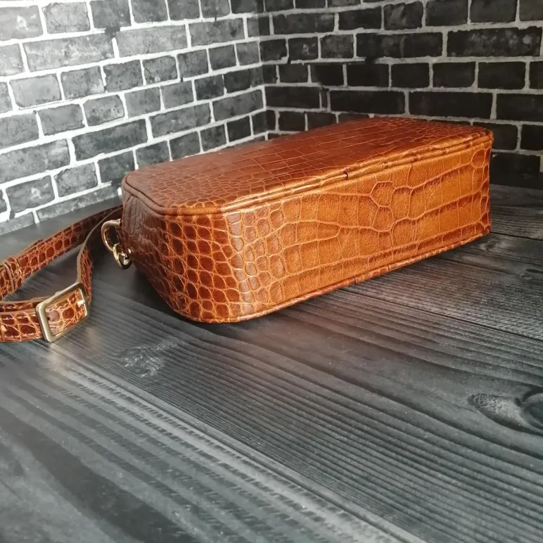 Сумка женская ручной работы из натуральной кожи