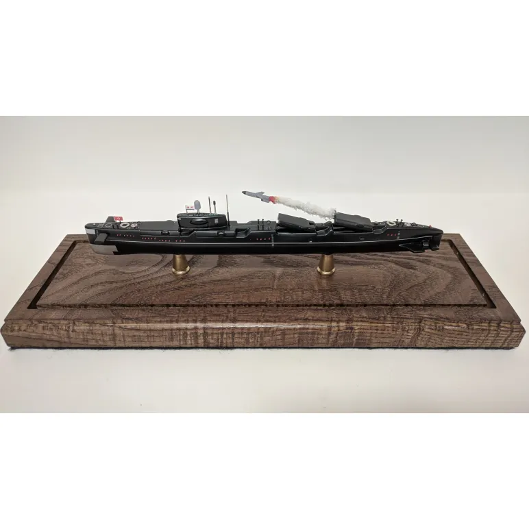 Модель подводной лодки 675 «ECHO-II»