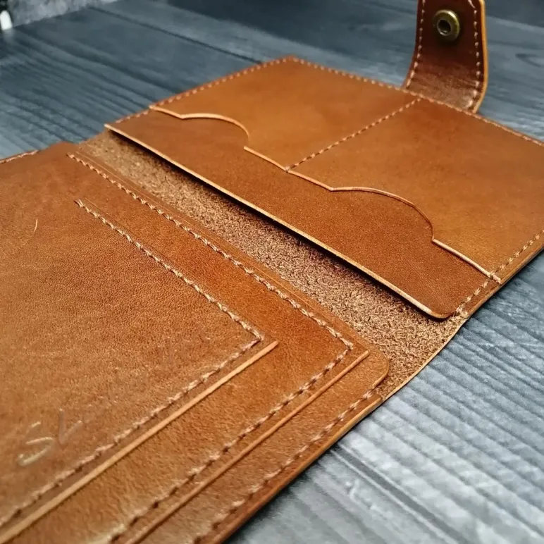 Докхолдер ручной работы из натуральной кожи