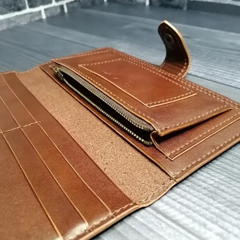 Кошелек- портмоне ручной работы из натуральной кожи