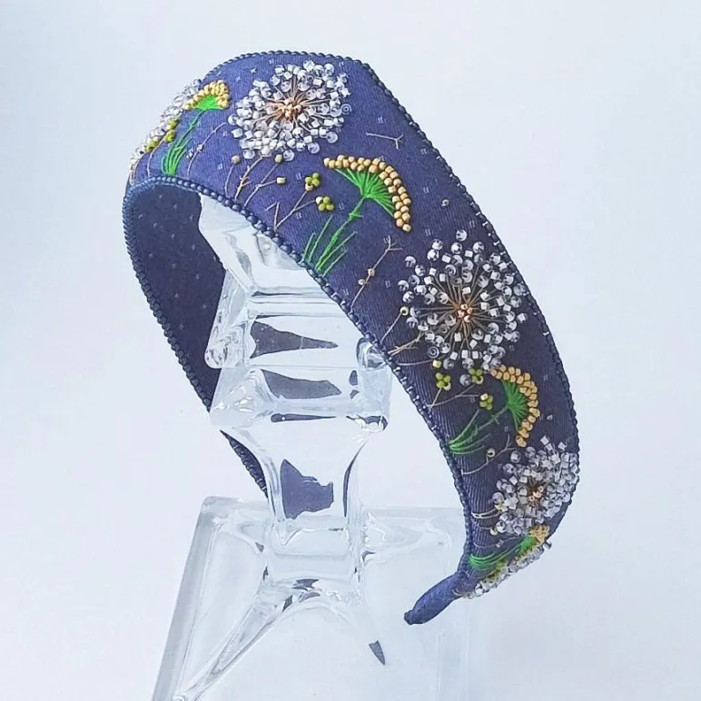 Ободок кокошник джинсовый вышитый бисером, ручная работа, размер универсальный, Ласковое лето