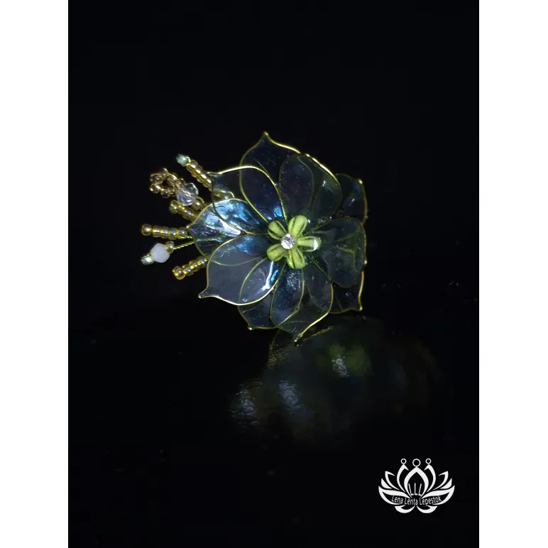 Шпилька для волос ручной работы "Очарование" голубой. в технике Витраль