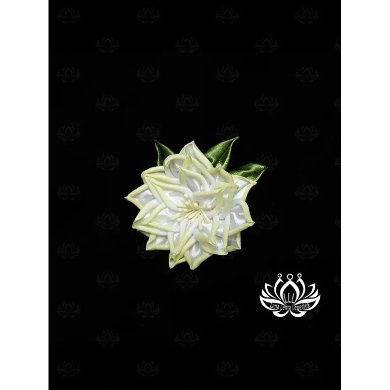 Резинка для волос ручной работы "Кея" жёлтый. Единственный экземпляр. Цветы Канзаши на волосы Ваши.