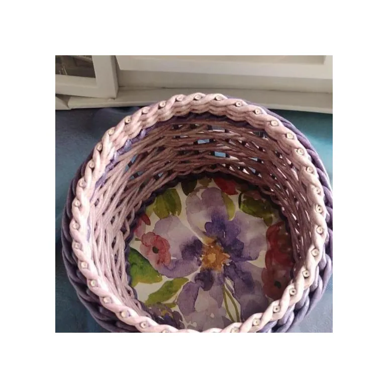 Шкатулка плетёная