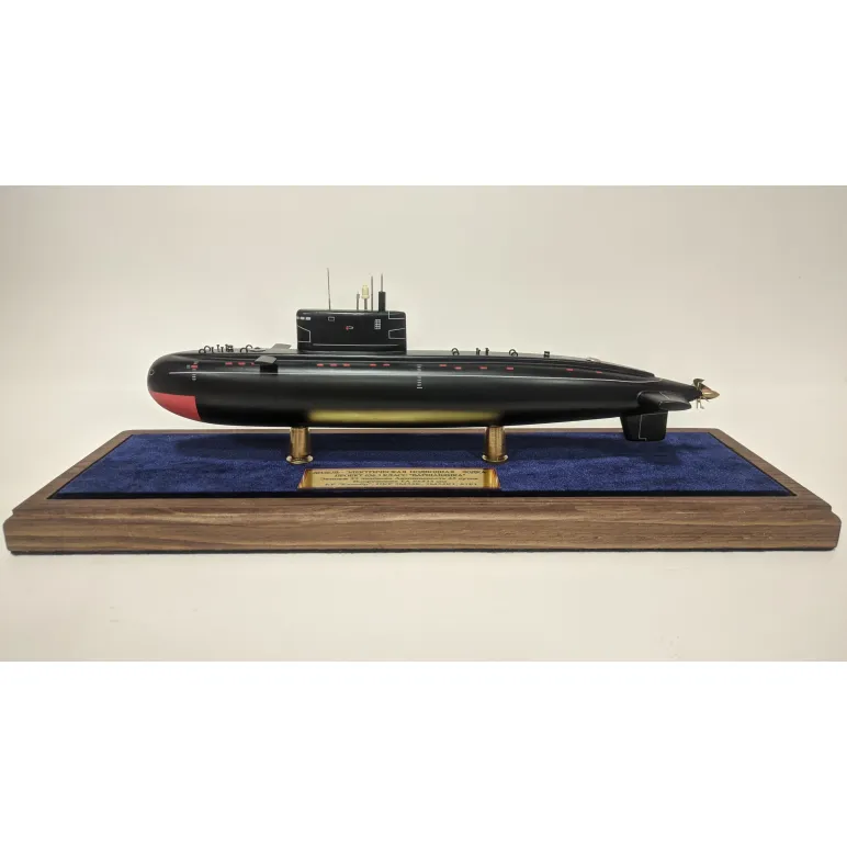 Модель подводной лодки "Варшавянка" 636 , 877