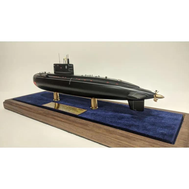 Модель подводной лодки "Варшавянка" 636 , 877