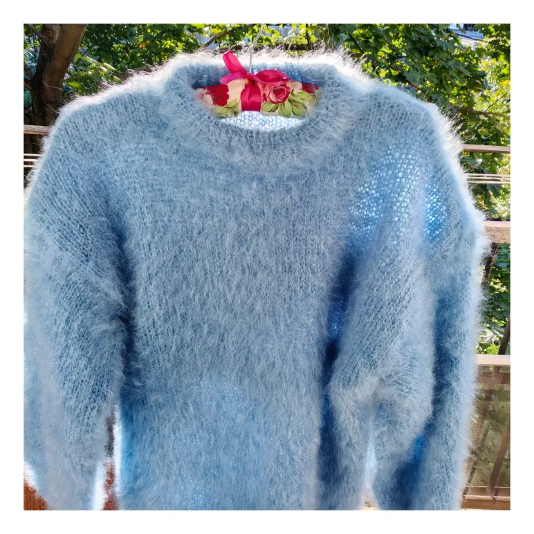 Свитер женский из мохера