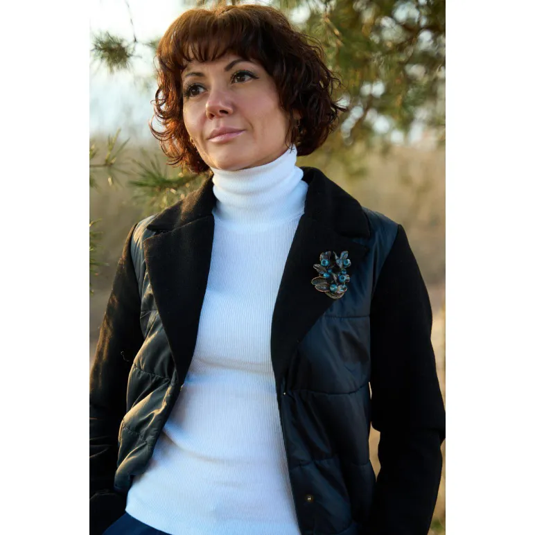 Брошь «Северная Голубика»