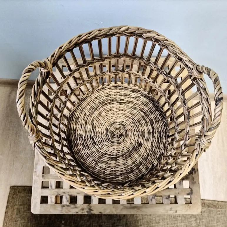 Корзина плетеная ажурная