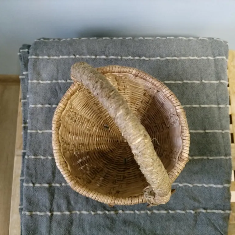 Корзина плетеная для цветов и декора