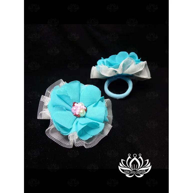 Комплект резинок для волос ручной работы "Незабудка" бирюзовый. комплект 2 шт. Единственный экземпляр. Цветы Канзаши на волосы Ваши.