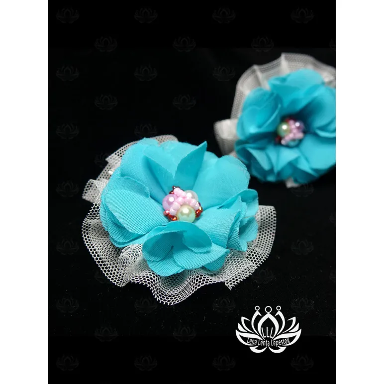 Комплект резинок для волос ручной работы "Незабудка" бирюзовый. комплект 2 шт. Единственный экземпляр. Цветы Канзаши на волосы Ваши.