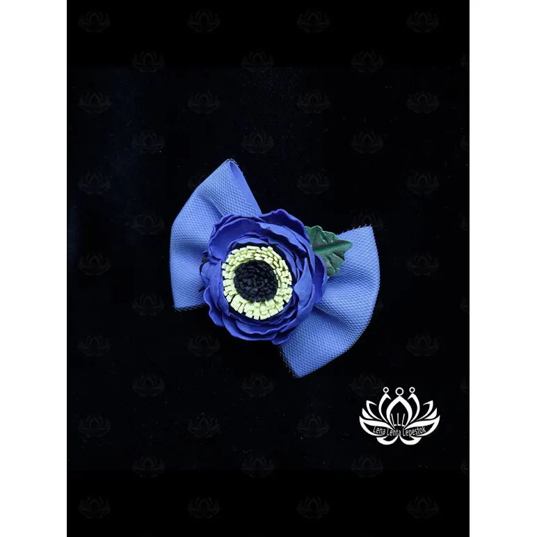 Заколка для волос ручной работы "Бант с цветком". Сиреневый. Единственный экземпляр. Цветы Канзаши на волосы Ваши.