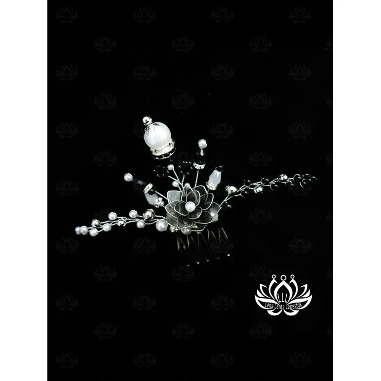 Гребень-заколка для волос ручной работы "Черёмуха" чёрный. в технике Витраль. Единственный экземпляр. Цветы Канзаши на волосы Ваши.