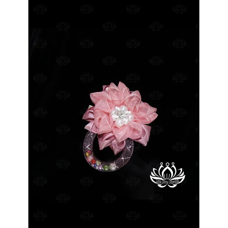 Заколка для волос ручной работы "Арабис" розовый. Единственный экземпляр. Цветы Канзаши на волосы Ваши.