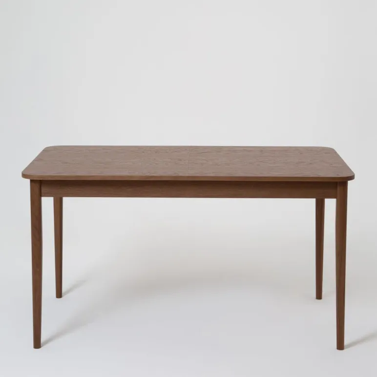 Прямоугольный, раздвижной стол. Дубовый шпон, массив ясеня