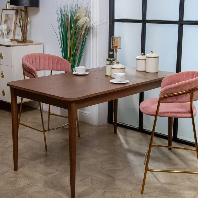 Прямоугольный, раздвижной стол. Дубовый шпон, массив ясеня