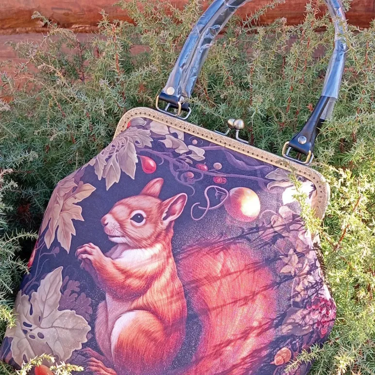 Сумка с фермуаром Осень белка