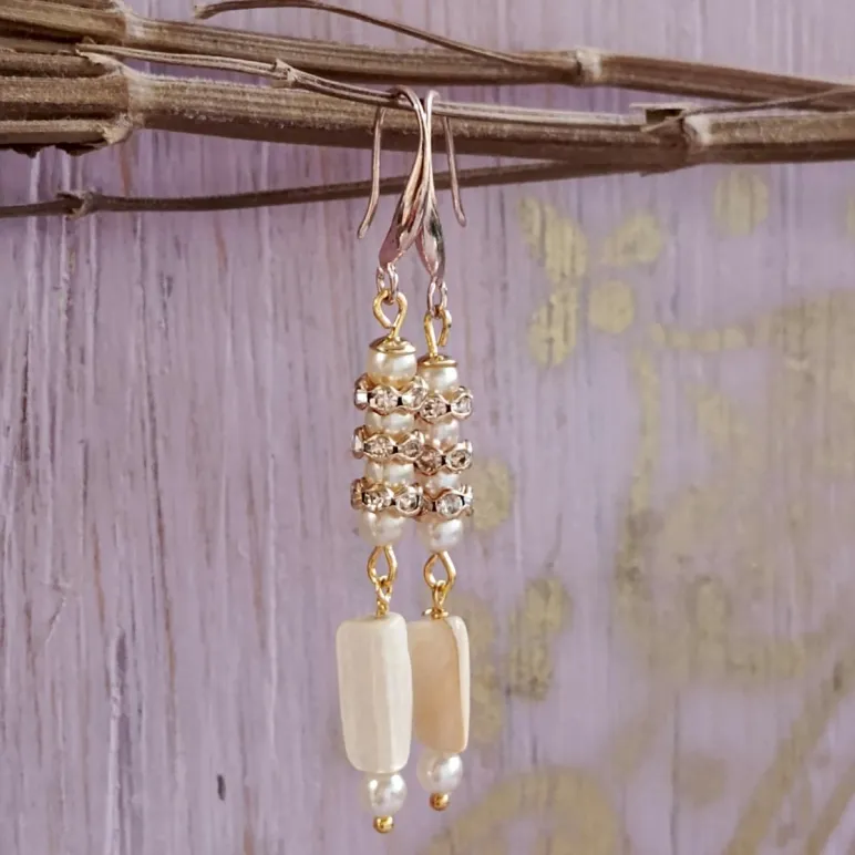 СЕРЬГИ С НАТУРАЛЬНЫМ ПЕРЛАМУТРОМ Серьги с натуральным перламутром