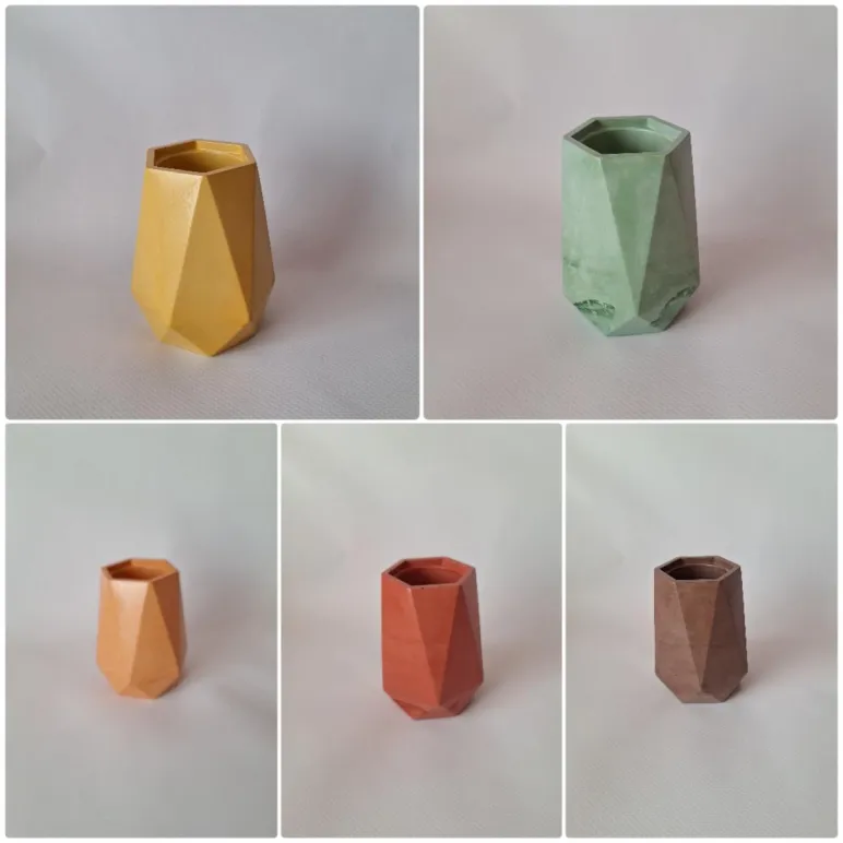 Ваза для сухоцветов из гипса карандашница