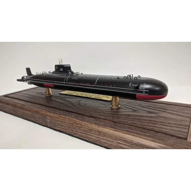 МОДЕЛЬ ПОДВОДНОЙ ЛОДКИ ПРОЕКТ 941 "АКУЛА" Модель подводной лодки проект 941 "Акула"