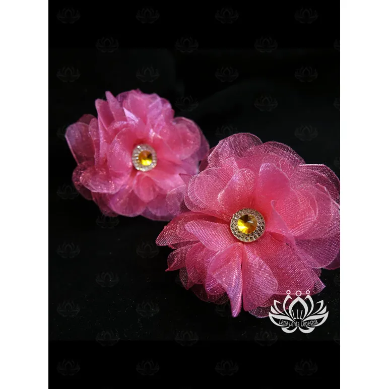 Комплект резинок для волос ручной работы "Анемона" розовый. комплект 2 шт. Единственный экземпляр. Цветы Канзаши на волосы Ваши.