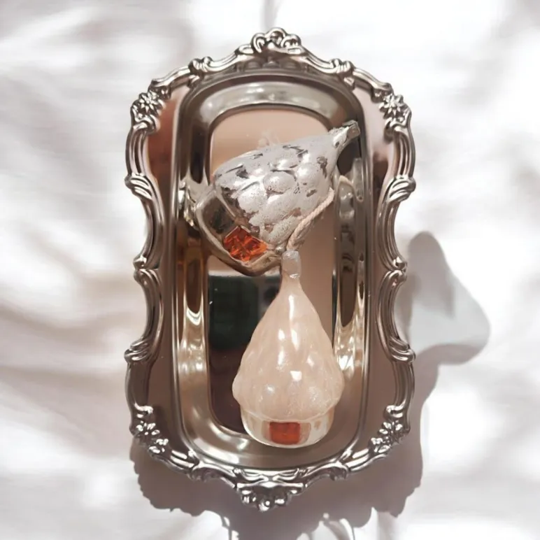 Свеча новогодняя игрушка Избушка ручной работы