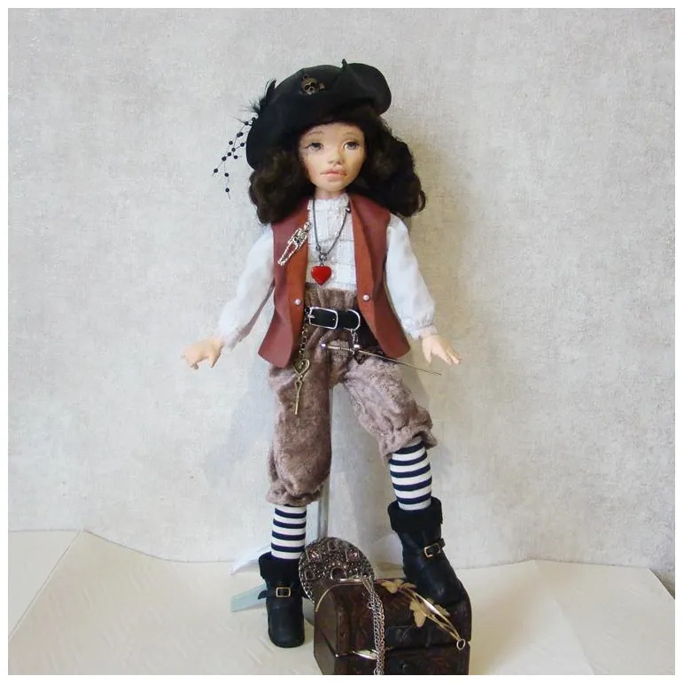 Пиратка - разбойница Лаура. Интерьерная кукла