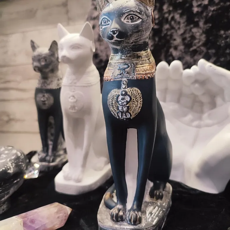 Священный оберег семьи Богиня " Баст" (бастет)