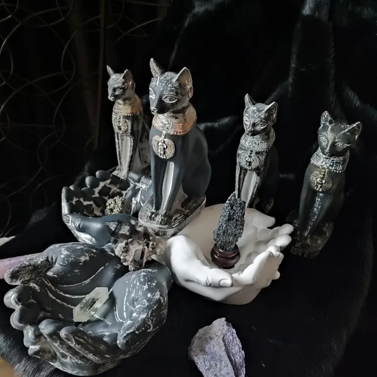 Священный оберег семьи Богиня " Баст" (бастет)