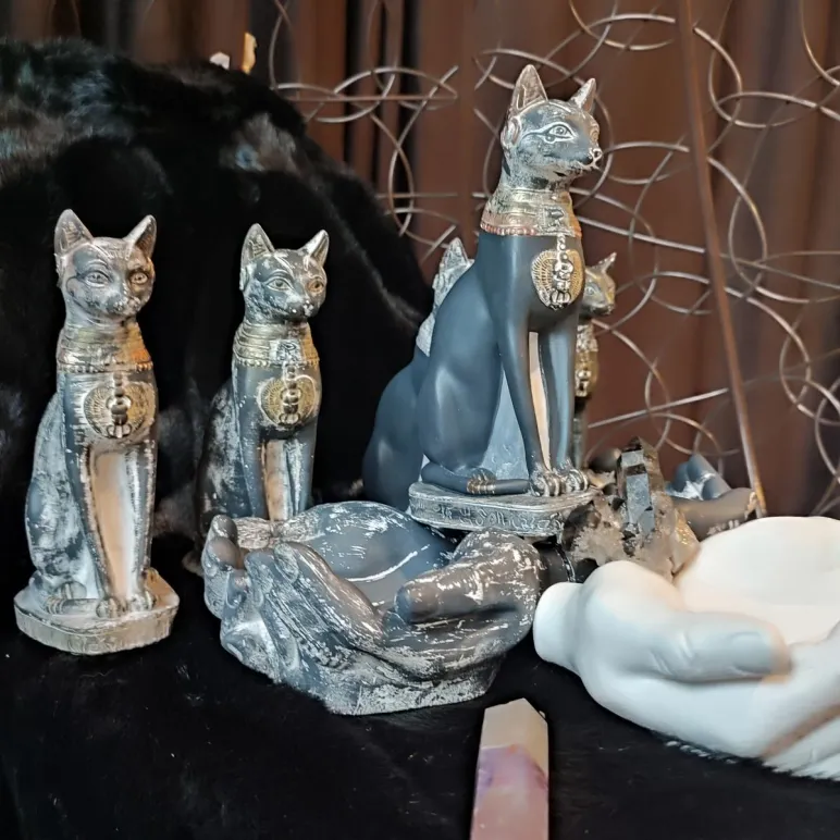 Священный оберег семьи Богиня " Баст" (бастет)