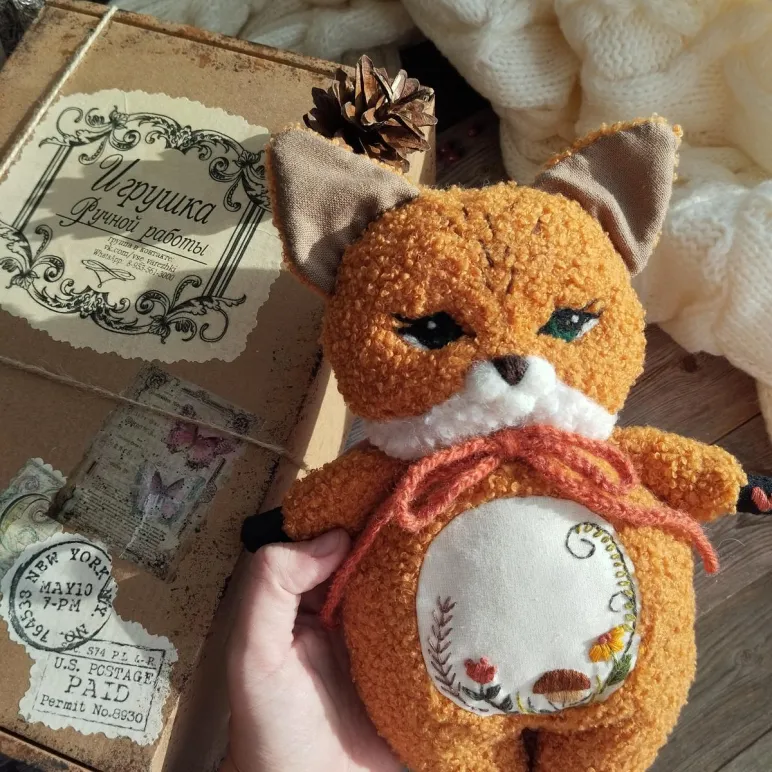 Игрушка лисичка