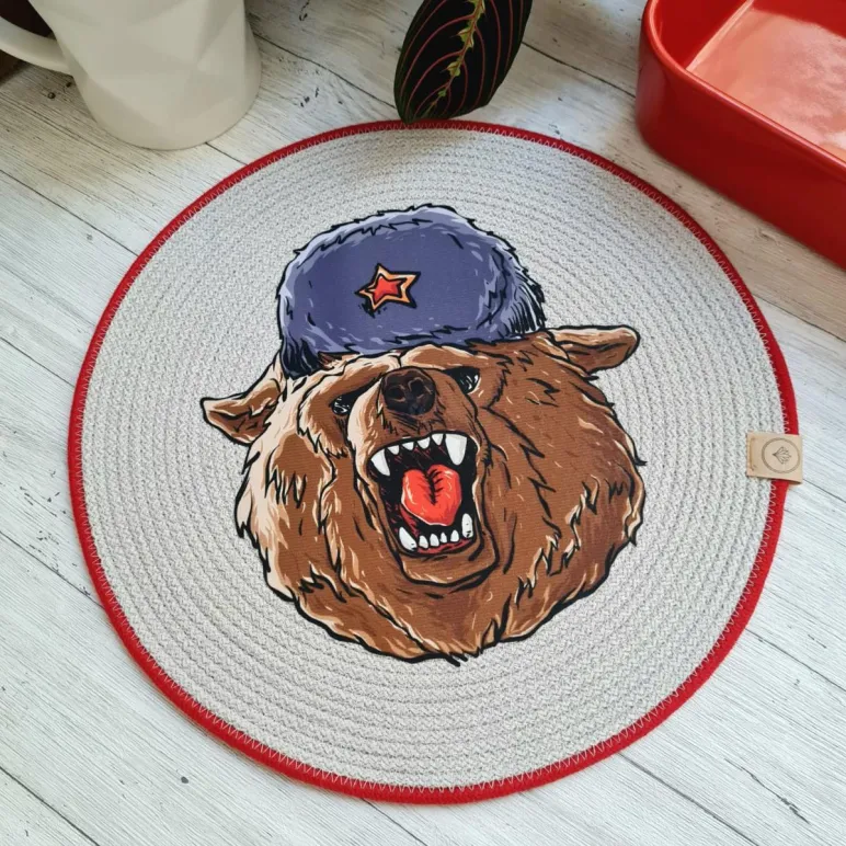 Салфетка для сервировки стола плейсматы подставки под горячее. Диаметр 30 см, рисунок медведь