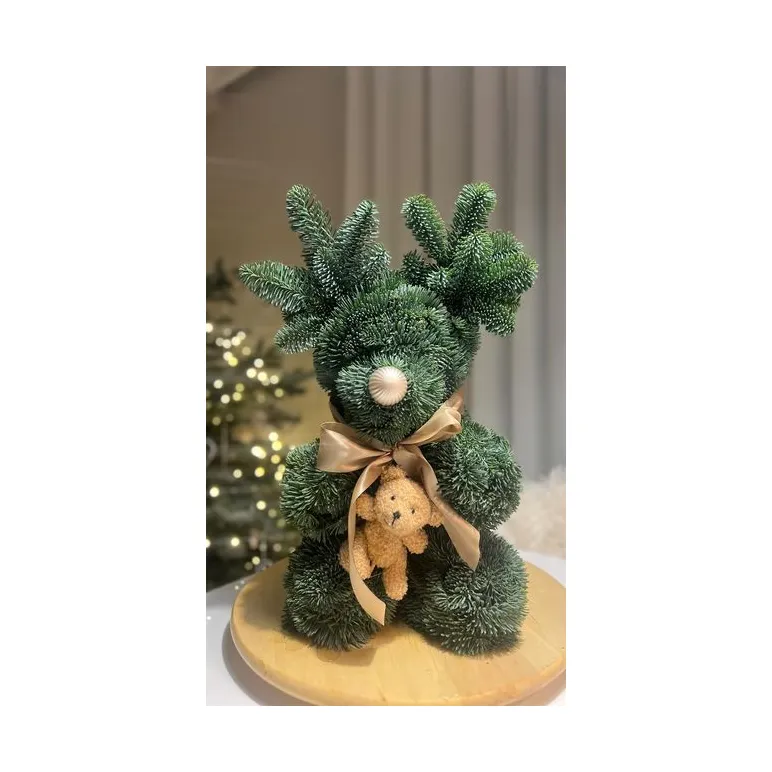 Украшения и олени из нобилиса Венки, гирлянды, композиции — ручная работа