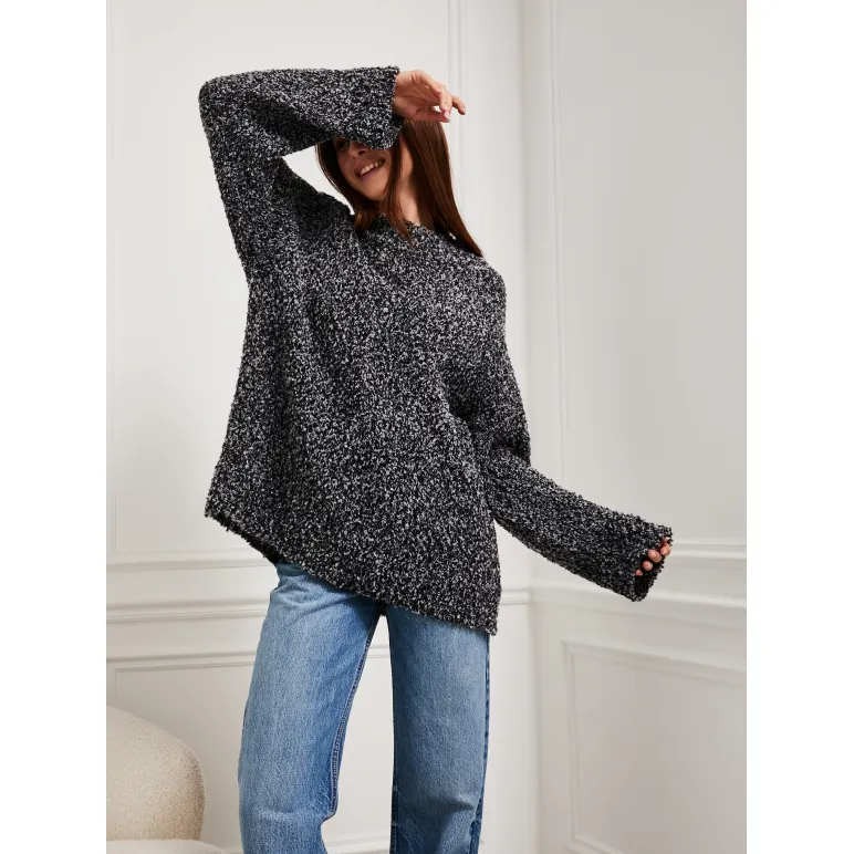 Свитер серый букле