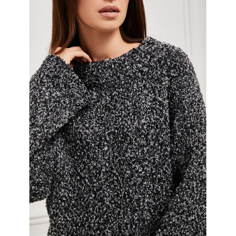 Свитер серый букле