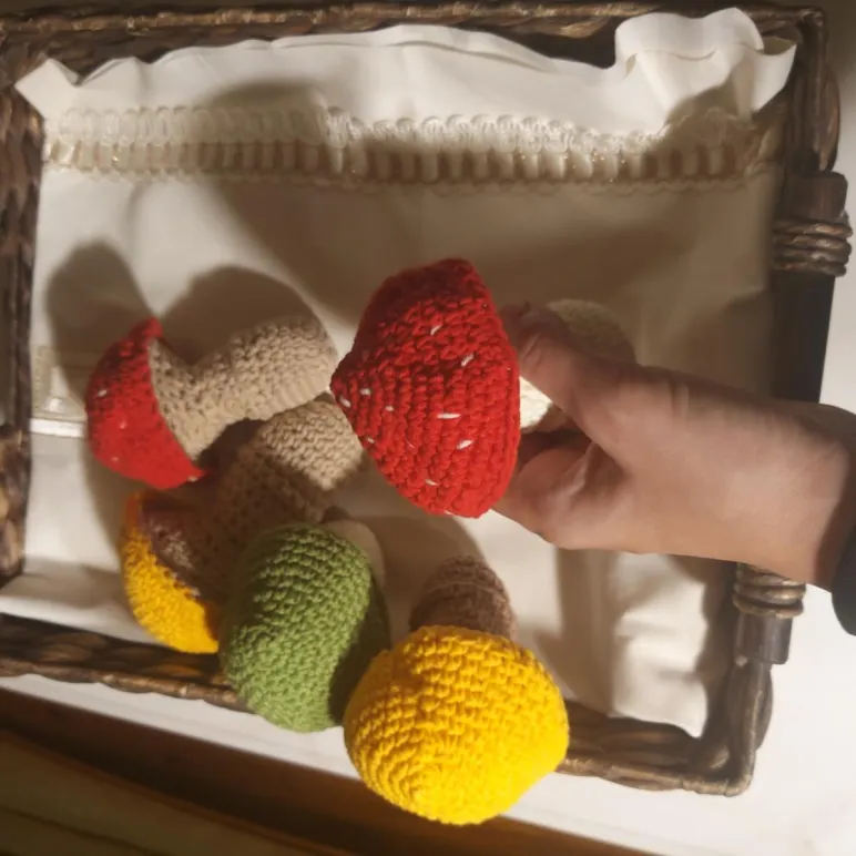 Вязаные грибы