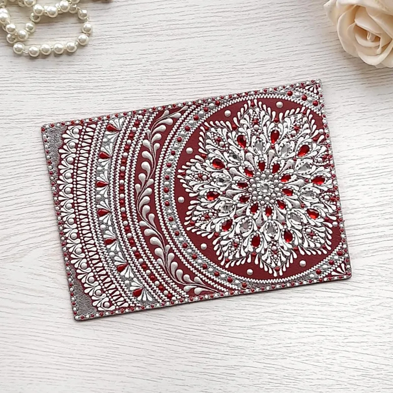 Обложка на паспорт из натуральной кожи "Снежные рубины"