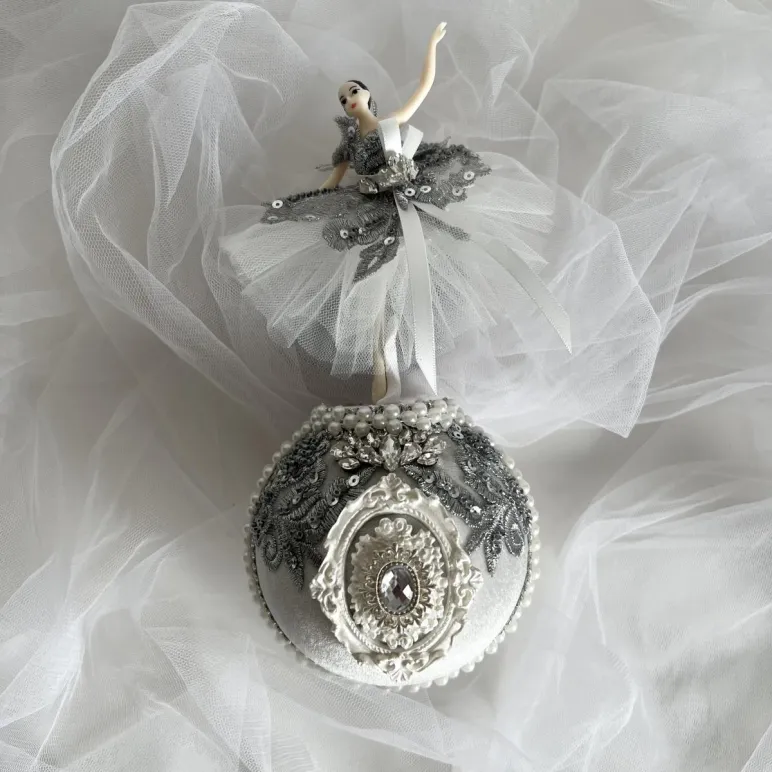 Елочная игрушка Балерина