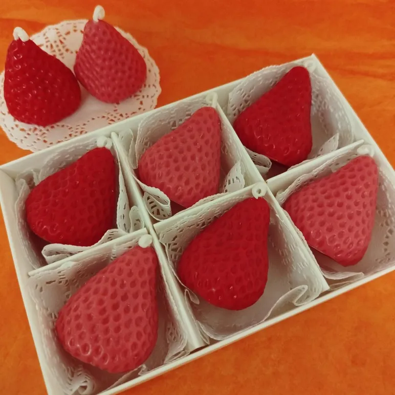 Свечи восковые подарочные Клубника Пион