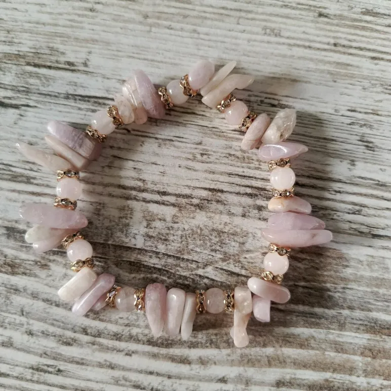 Браслет из кунцита и розового кварца