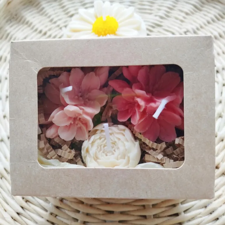 Свечи восковые праздничные набор